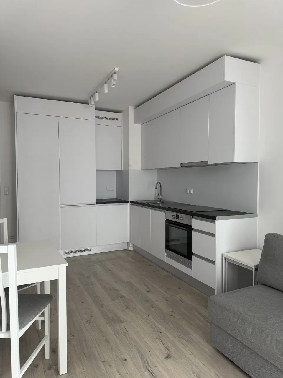 Mieszkanie 37 m² · Warszawa — zdjęcie 1