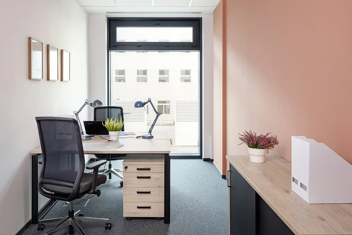 Lokal komercyjny 14 m² · Warszawa — zdjęcie 1