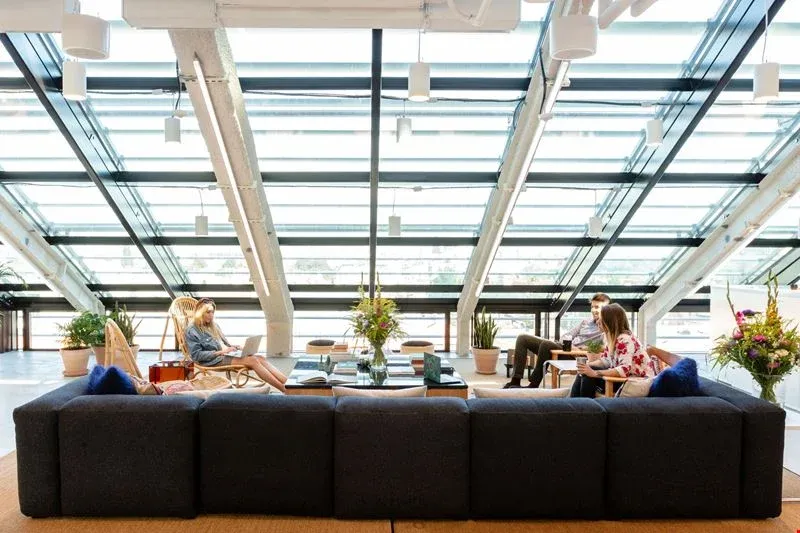 Lokal komercyjny 15 m² · Warszawa — zdjęcie 2
