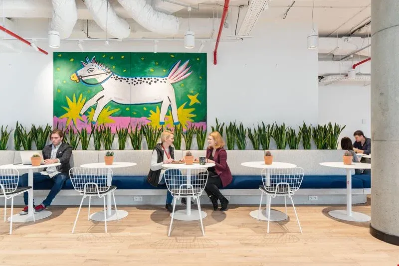 Lokal komercyjny 12 m² · Warszawa — zdjęcie 2