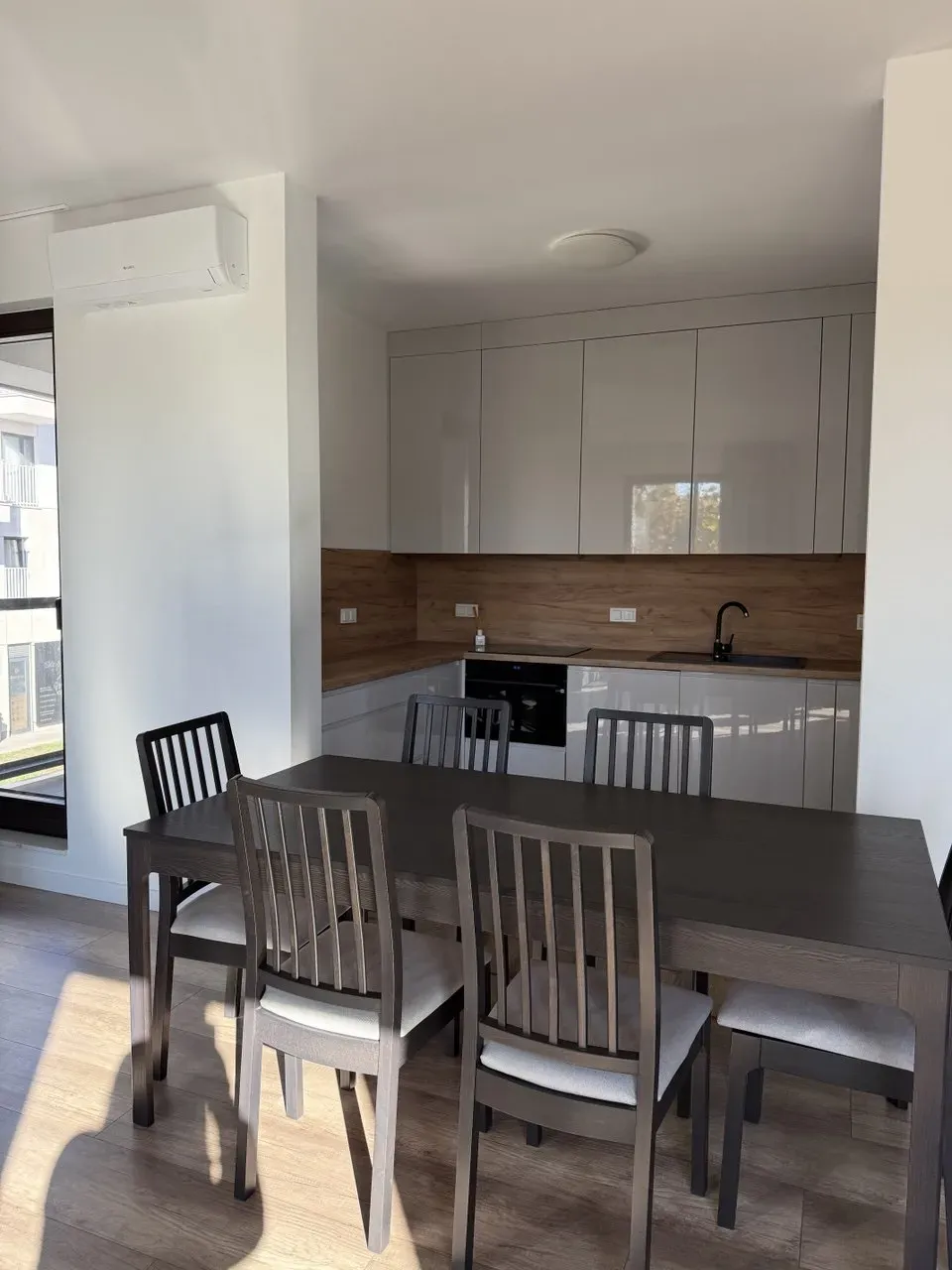 Mieszkanie 93 m² · Warszawa — zdjęcie 3