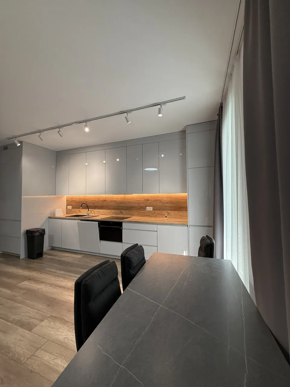 Mieszkanie 93 m² · Warszawa — zdjęcie 3
