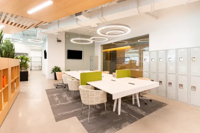 Lokal komercyjny 42 m² · Warszawa — zdjęcie 2