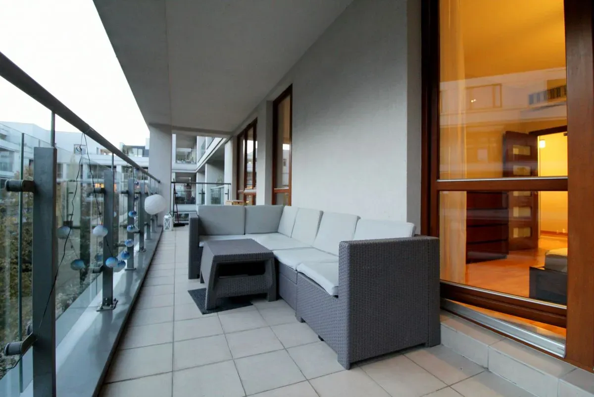 Mieszkanie 58 m² · Warszawa — zdjęcie 1