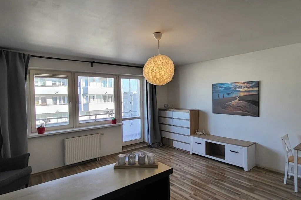 Mieszkanie 33 m² · Warszawa — zdjęcie 2