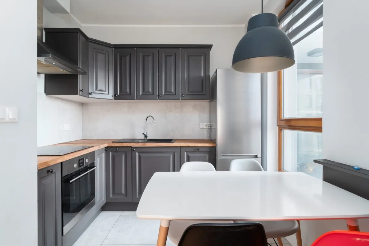 Mieszkanie 42 m² · Warszawa — zdjęcie 1