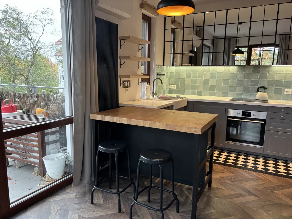 Mieszkanie 53 m² · Warszawa — zdjęcie 1