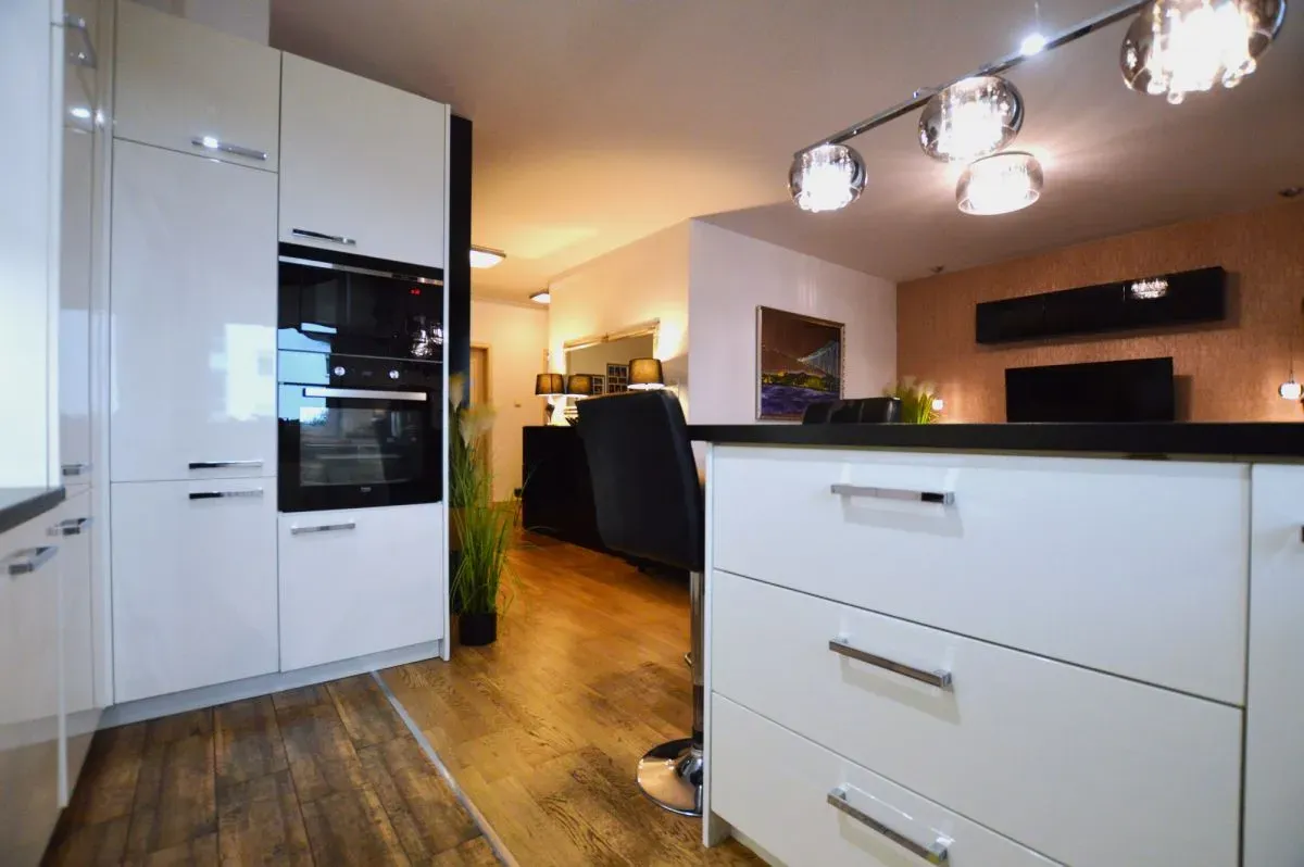 Mieszkanie 71.7 m² · Warszawa — zdjęcie 3