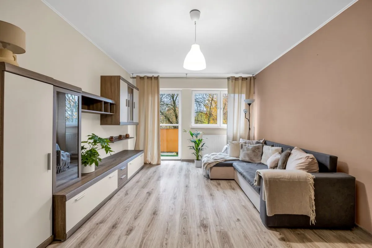 Mieszkanie 41.9 m² · Warszawa — zdjęcie 2