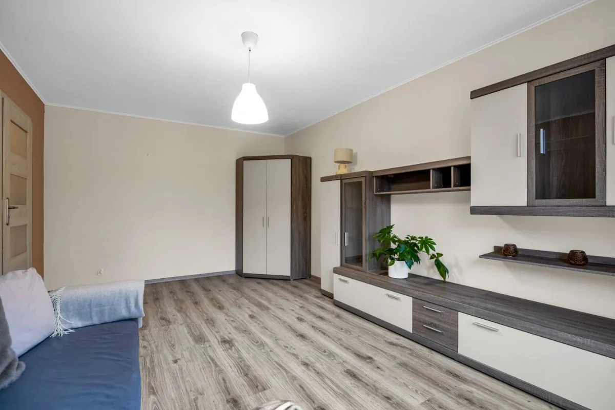 Mieszkanie 41.9 m² · Warszawa — zdjęcie 3