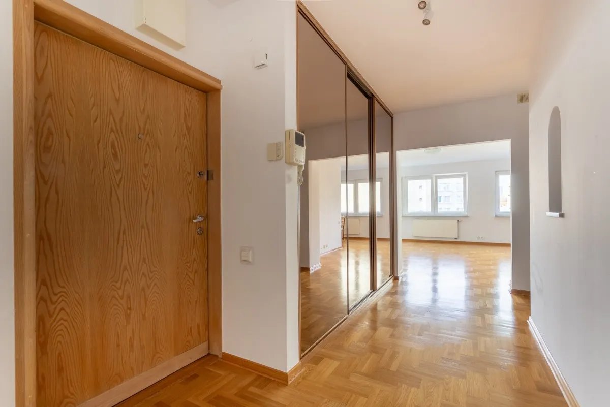Mieszkanie 97 m² · Warszawa — zdjęcie 3