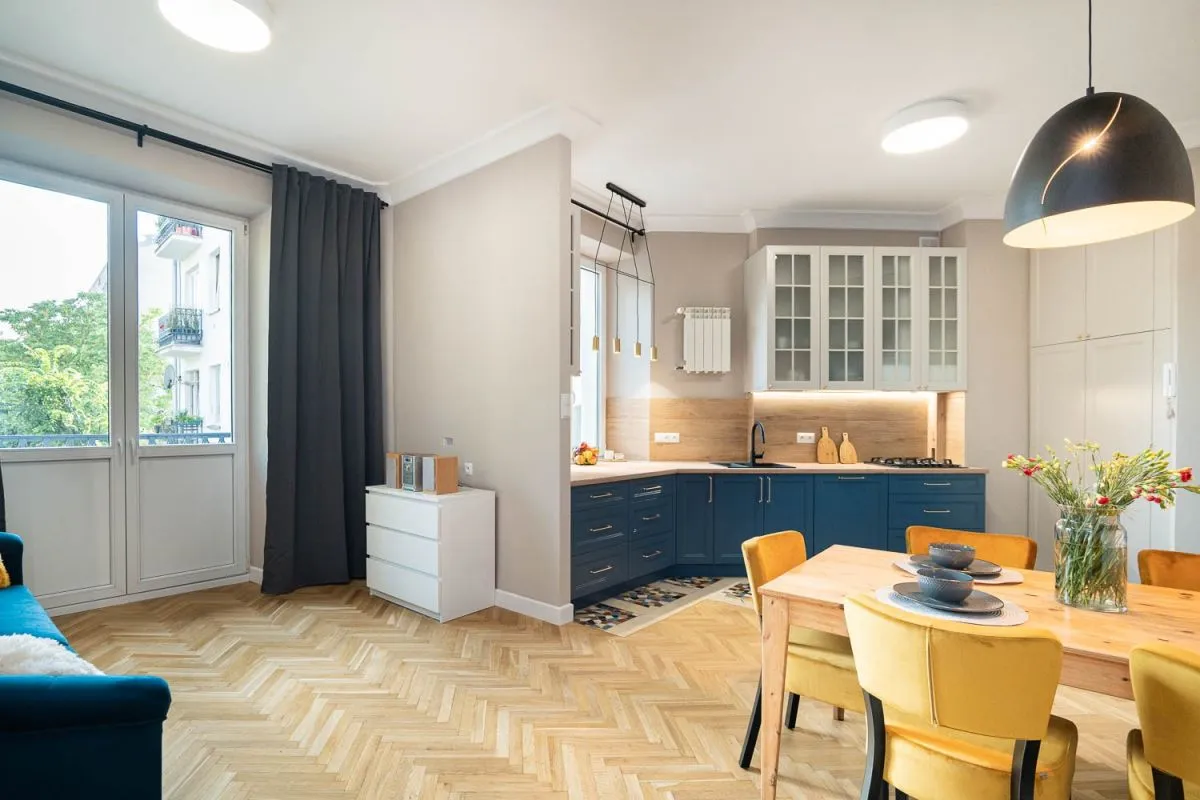 Mieszkanie 87.6 m² · Warszawa — zdjęcie 2