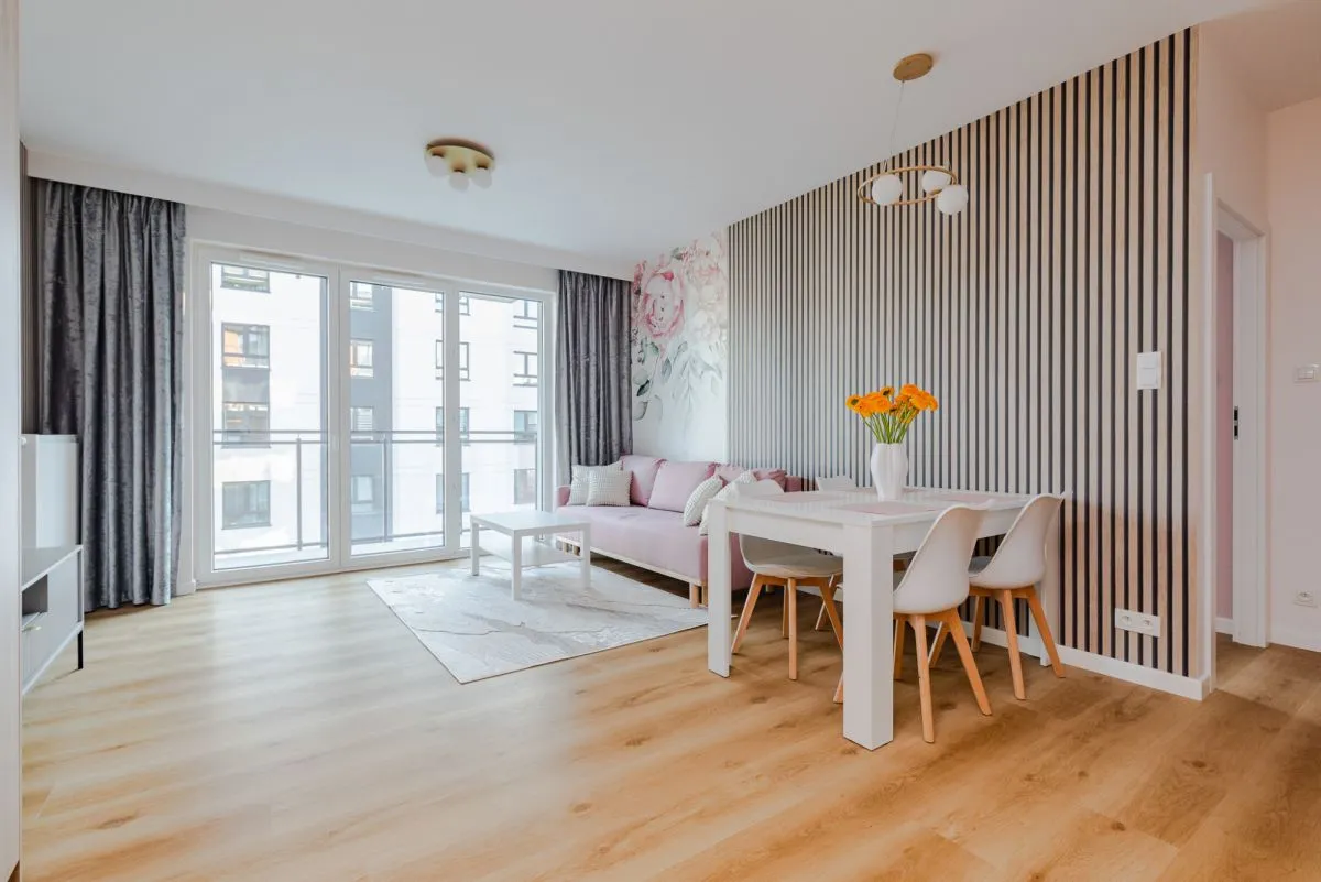 Mieszkanie 43 m² · Warszawa — zdjęcie 2