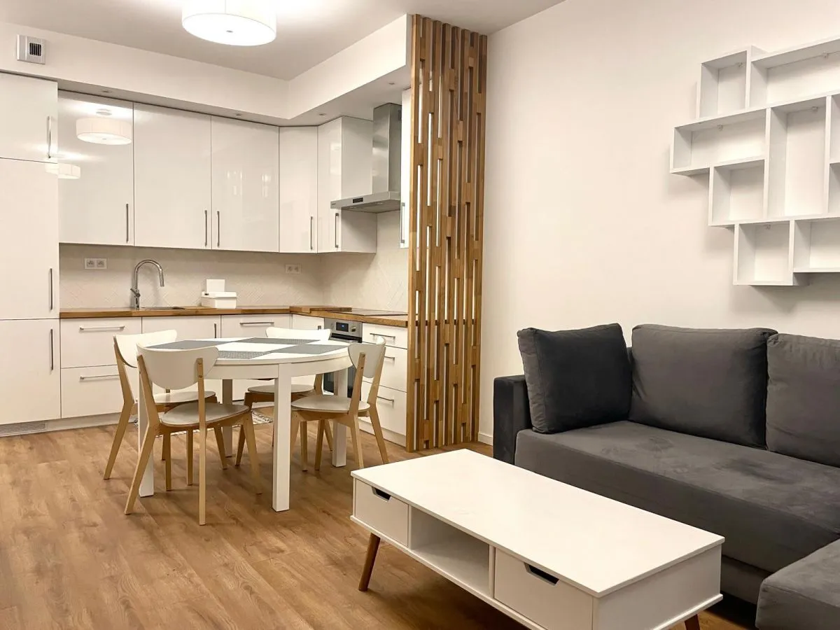 Mieszkanie 42 m² · Warszawa — zdjęcie 2