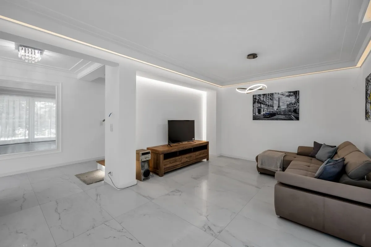 Dom 180 m² · Warszawa — zdjęcie 4