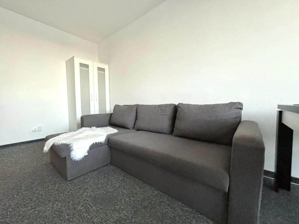 Mieszkanie 48 m² · Warszawa — zdjęcie 1