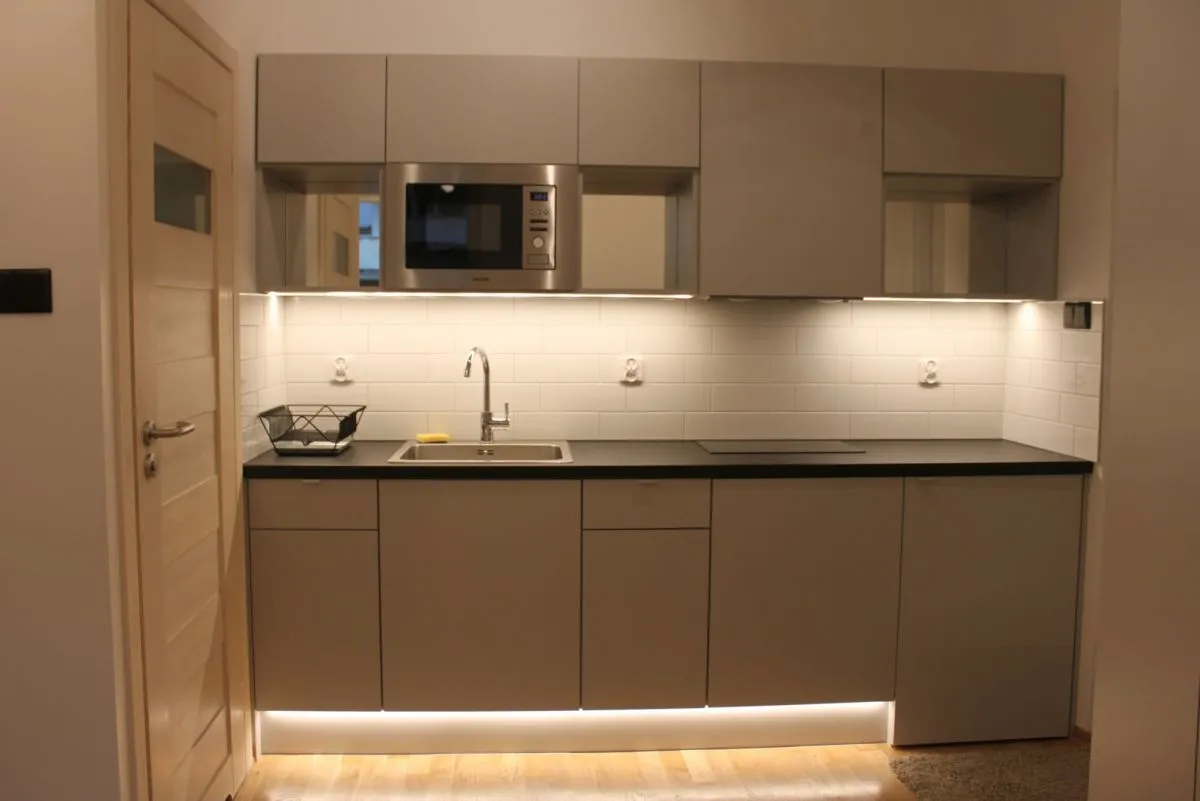 Mieszkanie 19 m² · Warszawa — zdjęcie 1