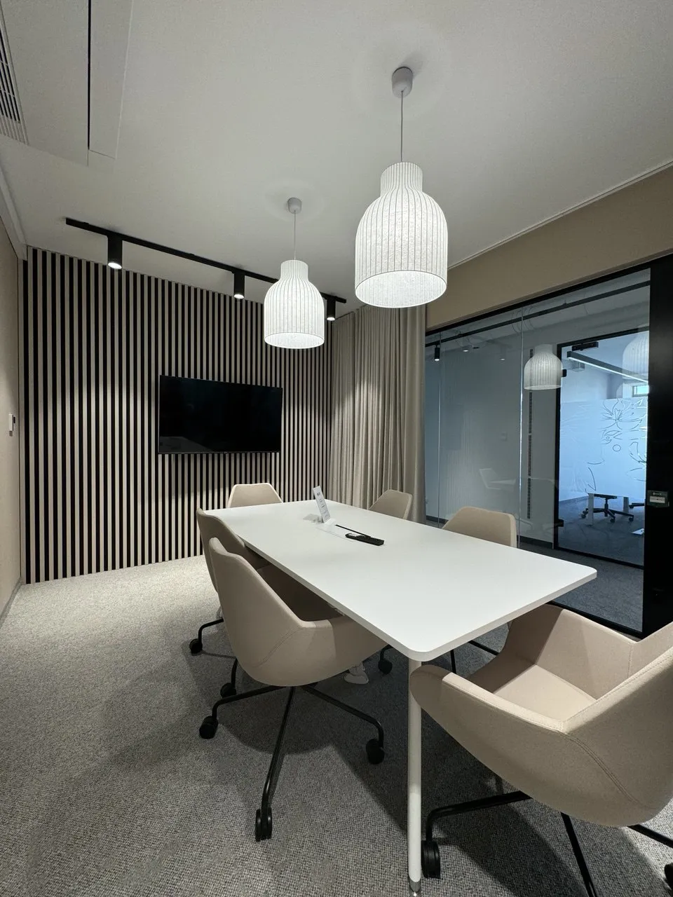 Lokal komercyjny 15 m² · Warszawa — zdjęcie 2