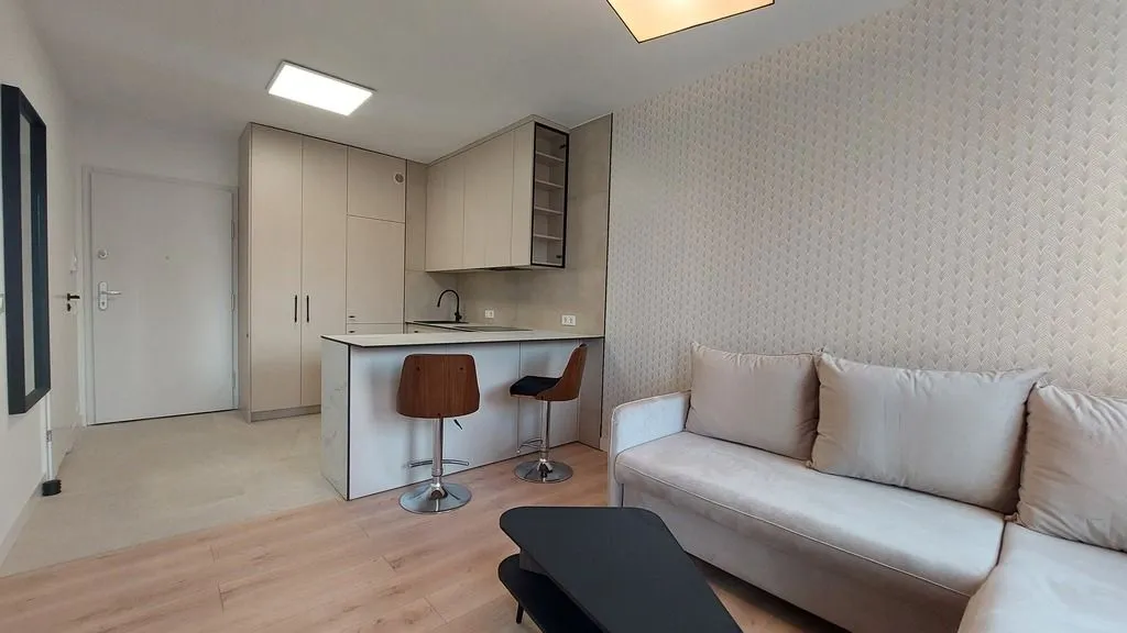 Mieszkanie 33 m² · Warszawa — zdjęcie 2