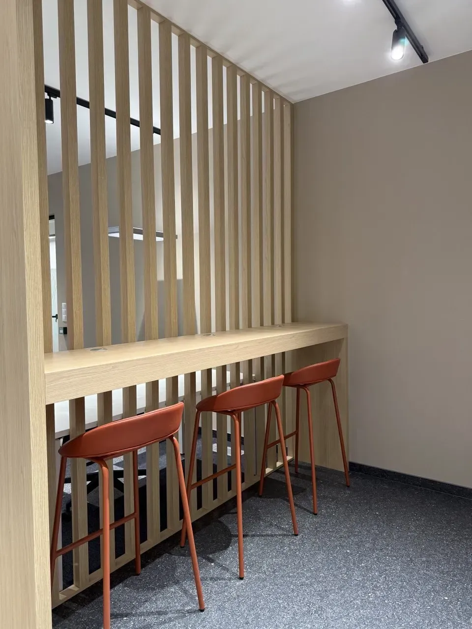 Lokal komercyjny 100 m² · Warszawa — zdjęcie 5