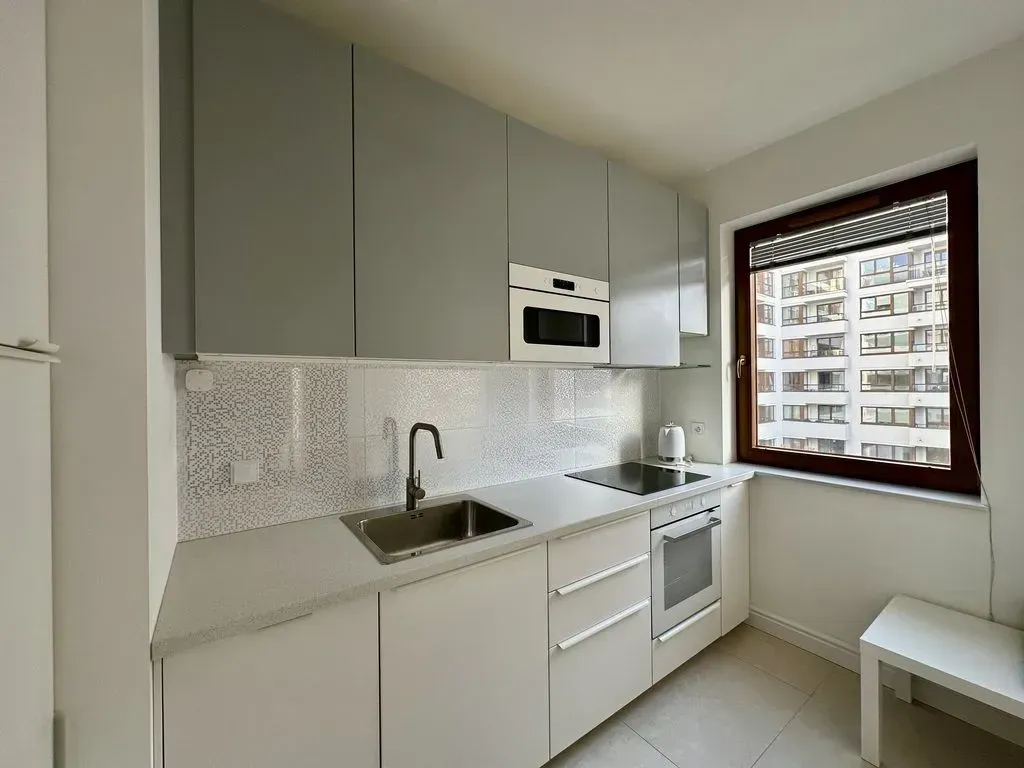 Mieszkanie 42 m² · Warszawa — zdjęcie 2