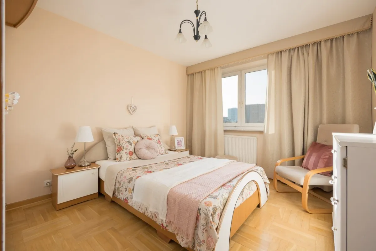 Mieszkanie 96 m² · Warszawa — zdjęcie 1