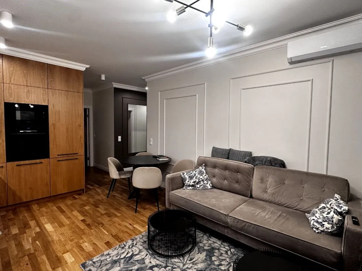 Mieszkanie 54 m² · Warszawa — zdjęcie 1