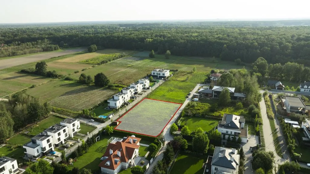 Działka 2135 m² · Warszawa — zdjęcie 1