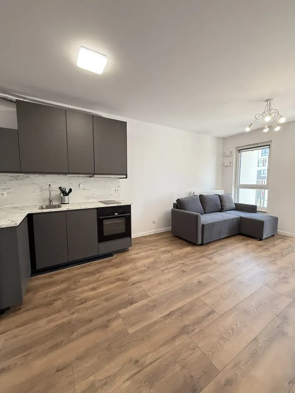 Mieszkanie 30 m² · Warszawa — zdjęcie 2