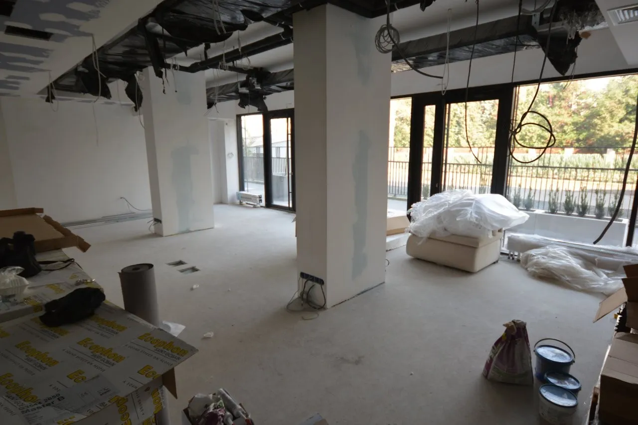Lokal komercyjny 376 m² · Kraków — zdjęcie 3