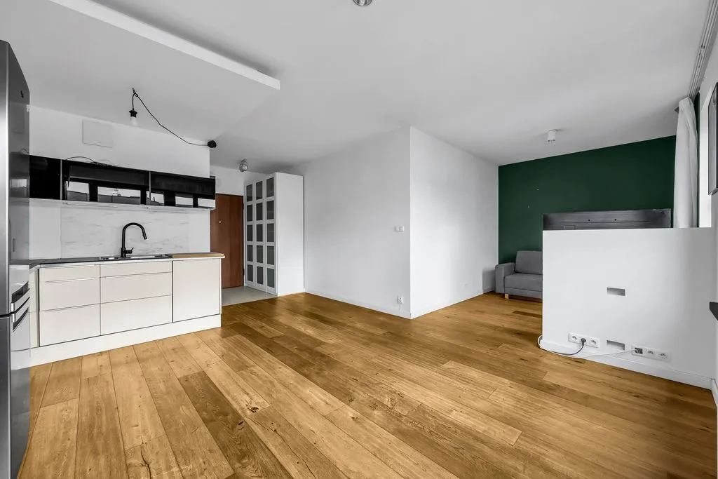 Mieszkanie 68.36 m² · Warszawa — zdjęcie 3
