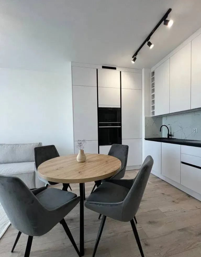 Mieszkanie 39 m² · Warszawa — zdjęcie 1