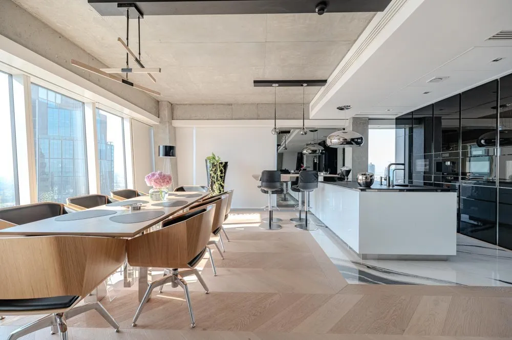 Mieszkanie 203 m² · Warszawa — zdjęcie 2
