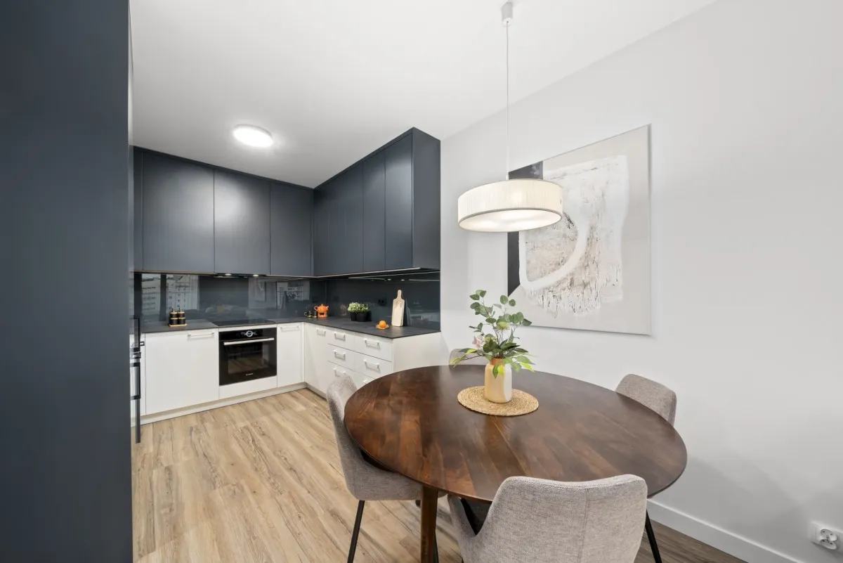 Mieszkanie 70.32 m² · Warszawa — zdjęcie 2