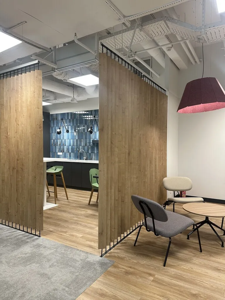 Lokal komercyjny 906 m² · Warszawa — zdjęcie 5