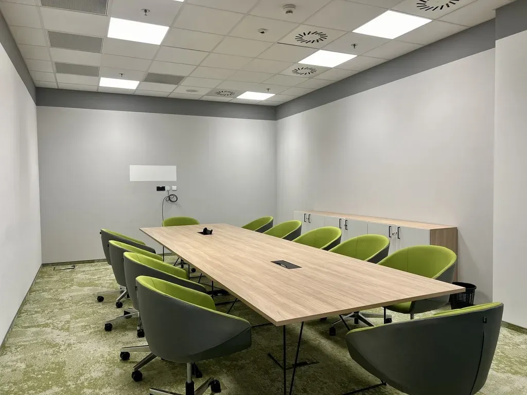Lokal komercyjny 1500 m² · Warszawa — zdjęcie 4
