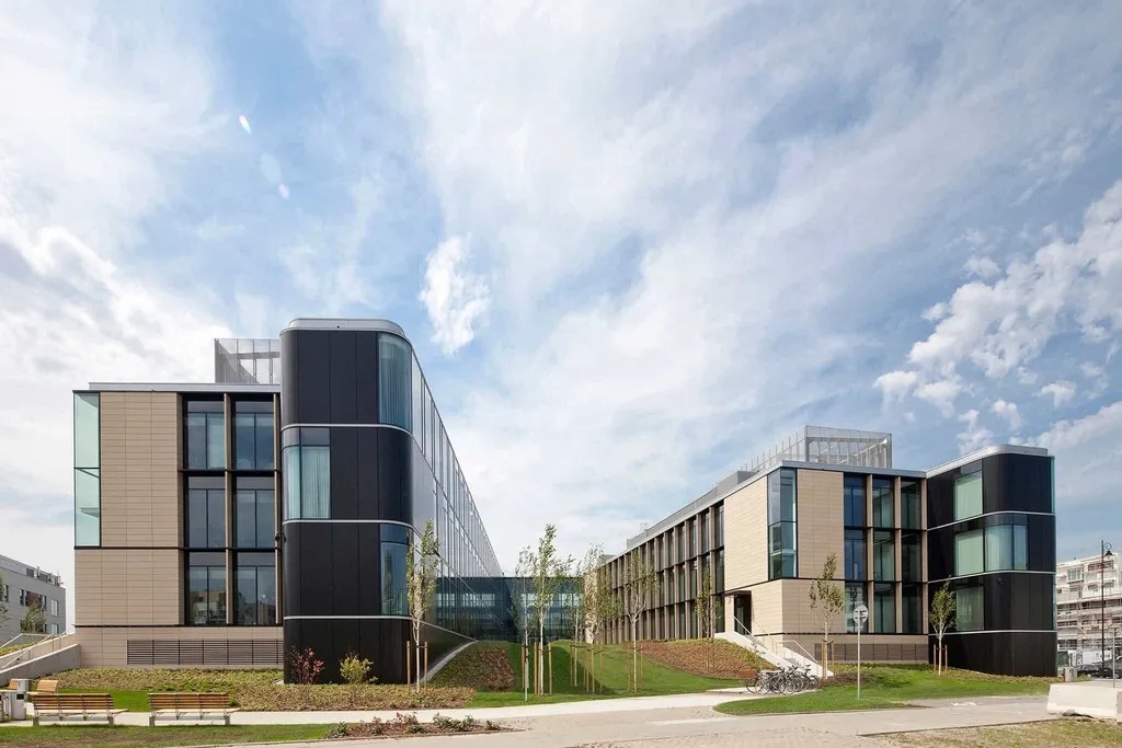 Lokal komercyjny 1490 m² · Warszawa — zdjęcie 5