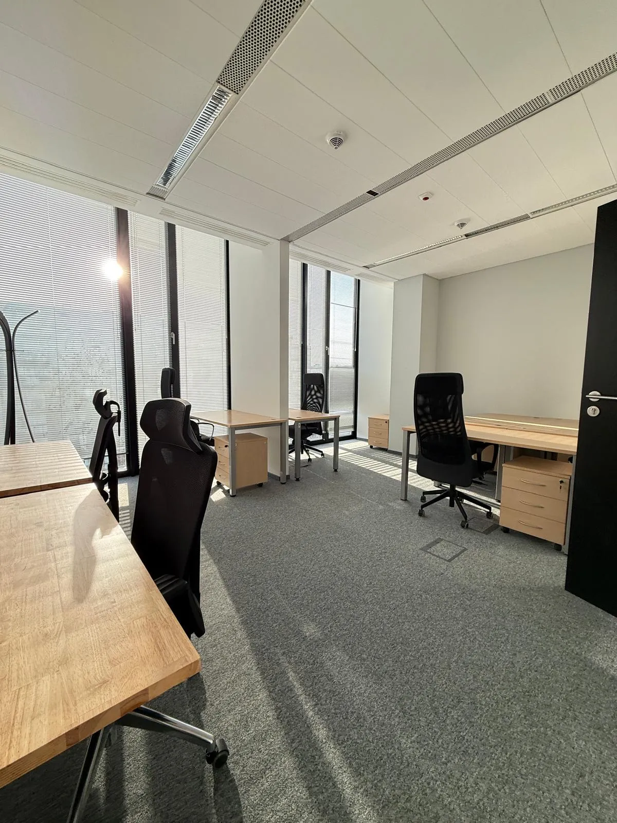 Lokal komercyjny 20 m² · Warszawa — zdjęcie 3