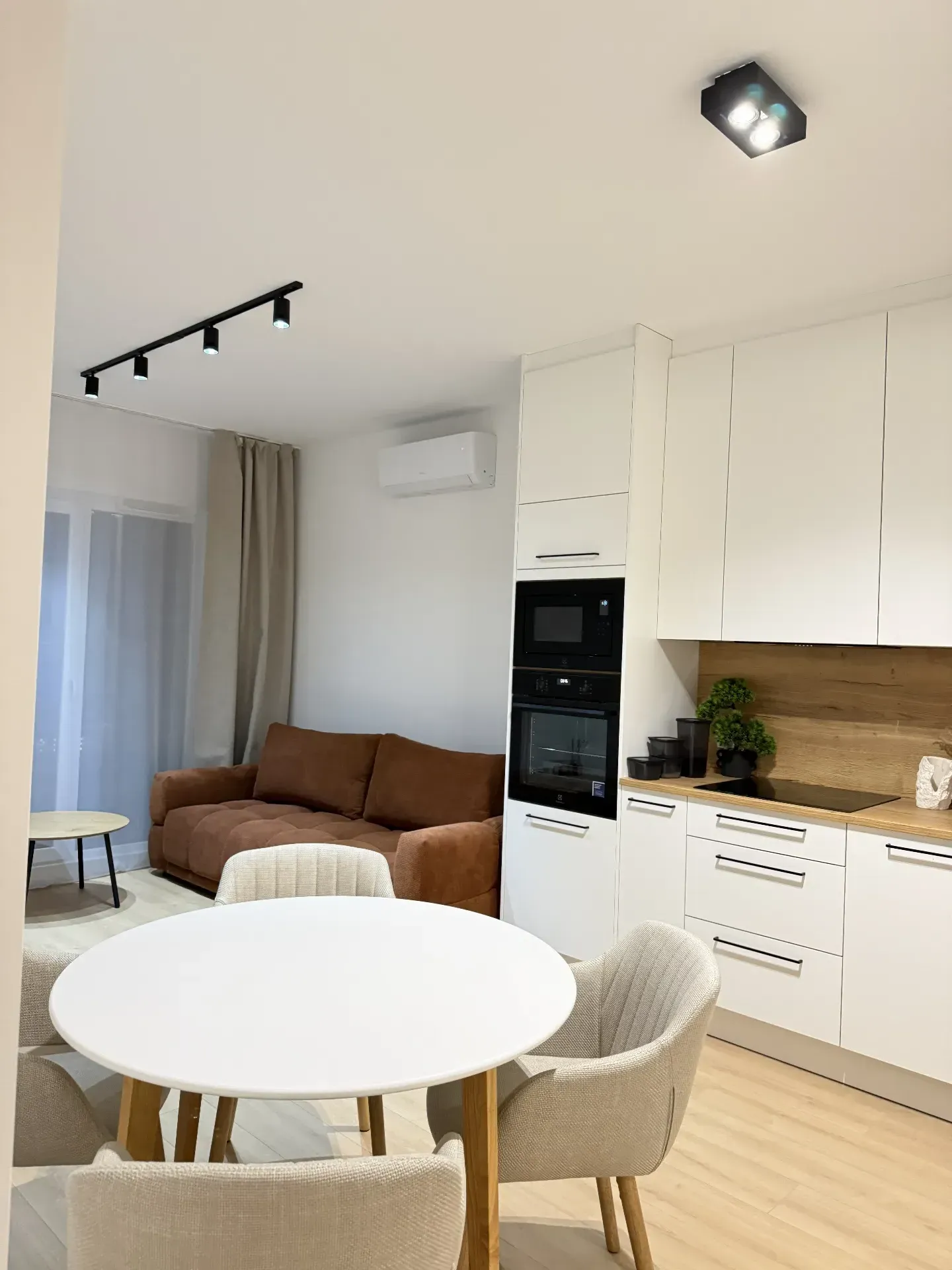 Mieszkanie 69.12 m² · Warszawa — zdjęcie 2