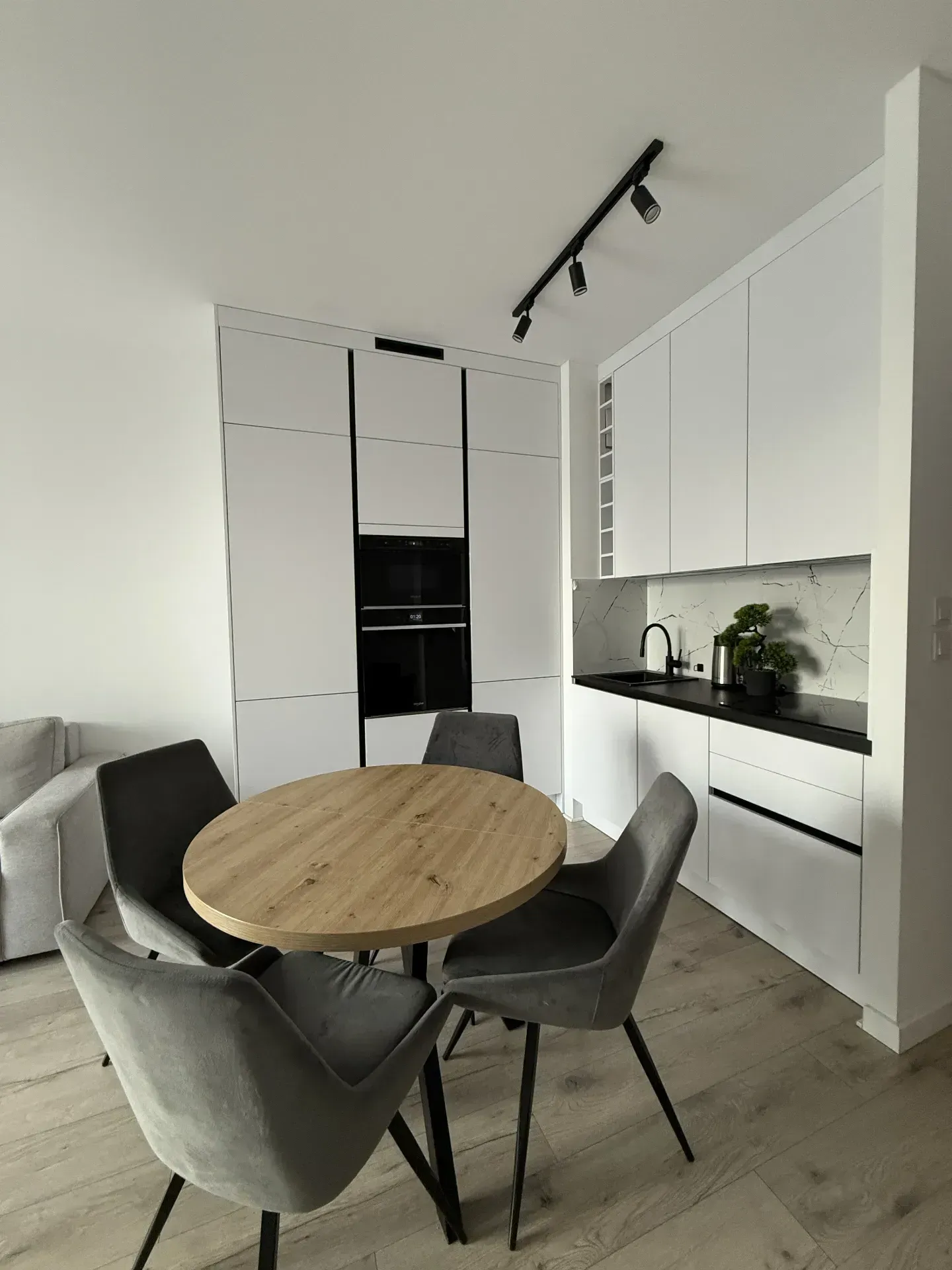 Mieszkanie 39 m² · Warszawa — zdjęcie 2